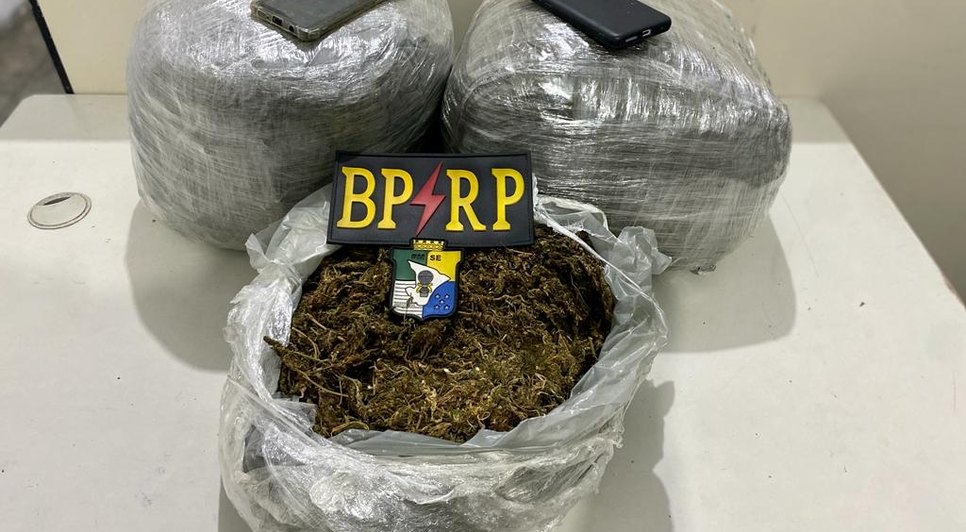 Homem é preso por armazenar mais de 12 kg de maconha dentro de casa na Grande Aracaju