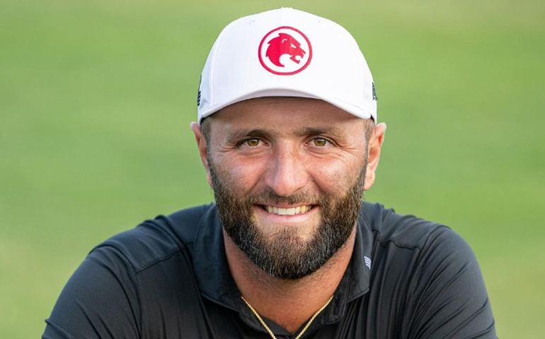 Golfista vence etapa de campeonato da Arábia Saudita e fatura R$ 121 milhões; entenda