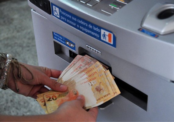 Segunda-faixa salarial será paga na segunda-feira (11)