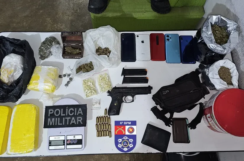 Quatro pessoas são detidas com armas e 3kg de drogas em Japaratinga