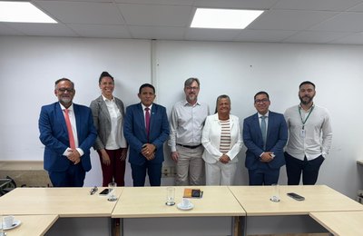 Em Brasília, Tia Júlia e Júlio Cezar estreitam parcerias com a Conab