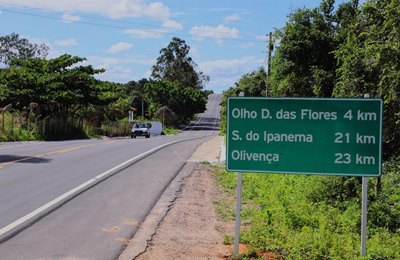 Governo entrega AL-130 reconstruída no Sertão de Alagoas
