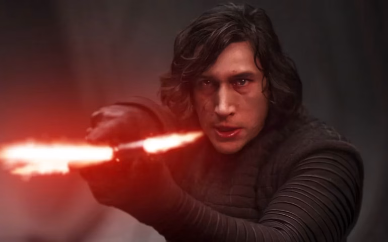 Adam Driver diz que Disney rejeitou sua ideia para novo Star Wars e Soderbergh lamenta
