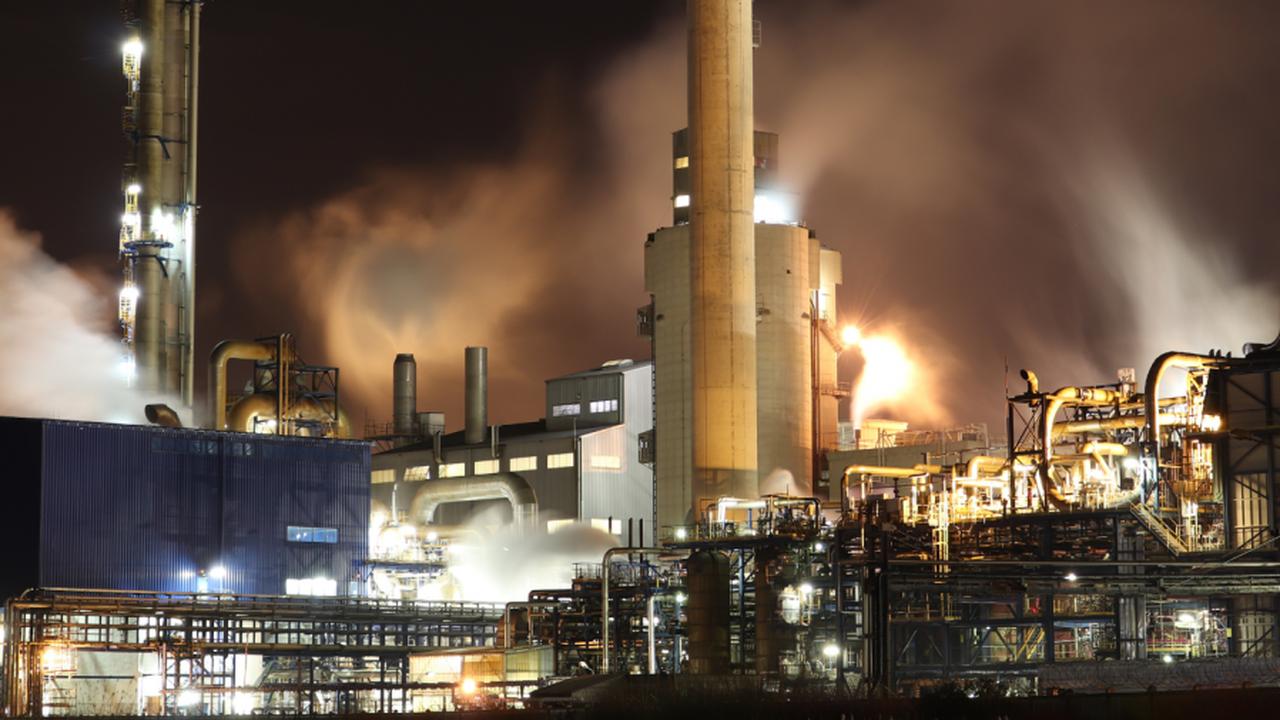 Programa de redução voluntária do consumo de energia prevê incentivos financeiros a indústrias