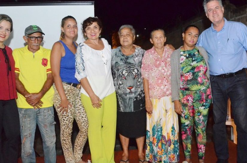 Prefeitura de Coruripe inaugura nova pavimentação e entrega de  cinco casas