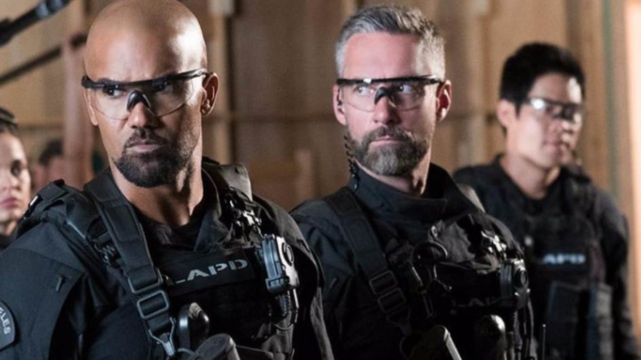 Clássico dos anos 1970, ‘S.W.A.T.’ volta repaginado