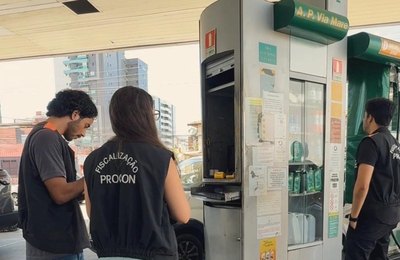 Procon Maceio confere denúncias e identifica irregularidades em comércios