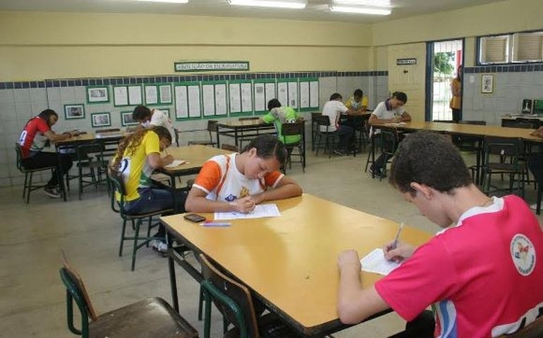 Alunos de Alagoas participam da Olimpíada Brasileira de Astronomia