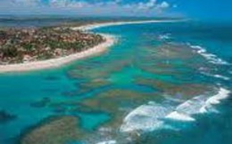 Justiça mantém suspensão de turismo em área de proteção em Maragogi