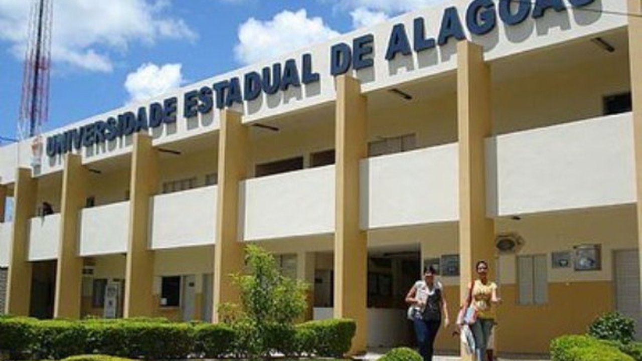 Vestibular 2015 da Uneal encerra inscrições na próxima quinta-feira