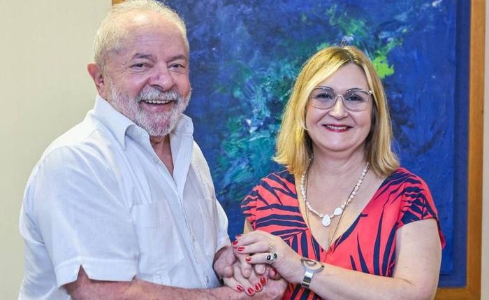 Lula e Rita Serrano, presidente da Caixa