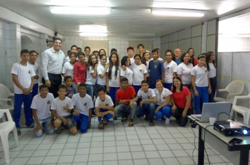 Empregabilidade é tema de encontro com jovens, no Lar São Domingos