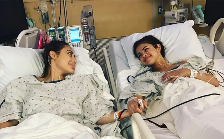 Francia Raisa, que doou rim para Selena Gomez, deixa de seguir a cantora