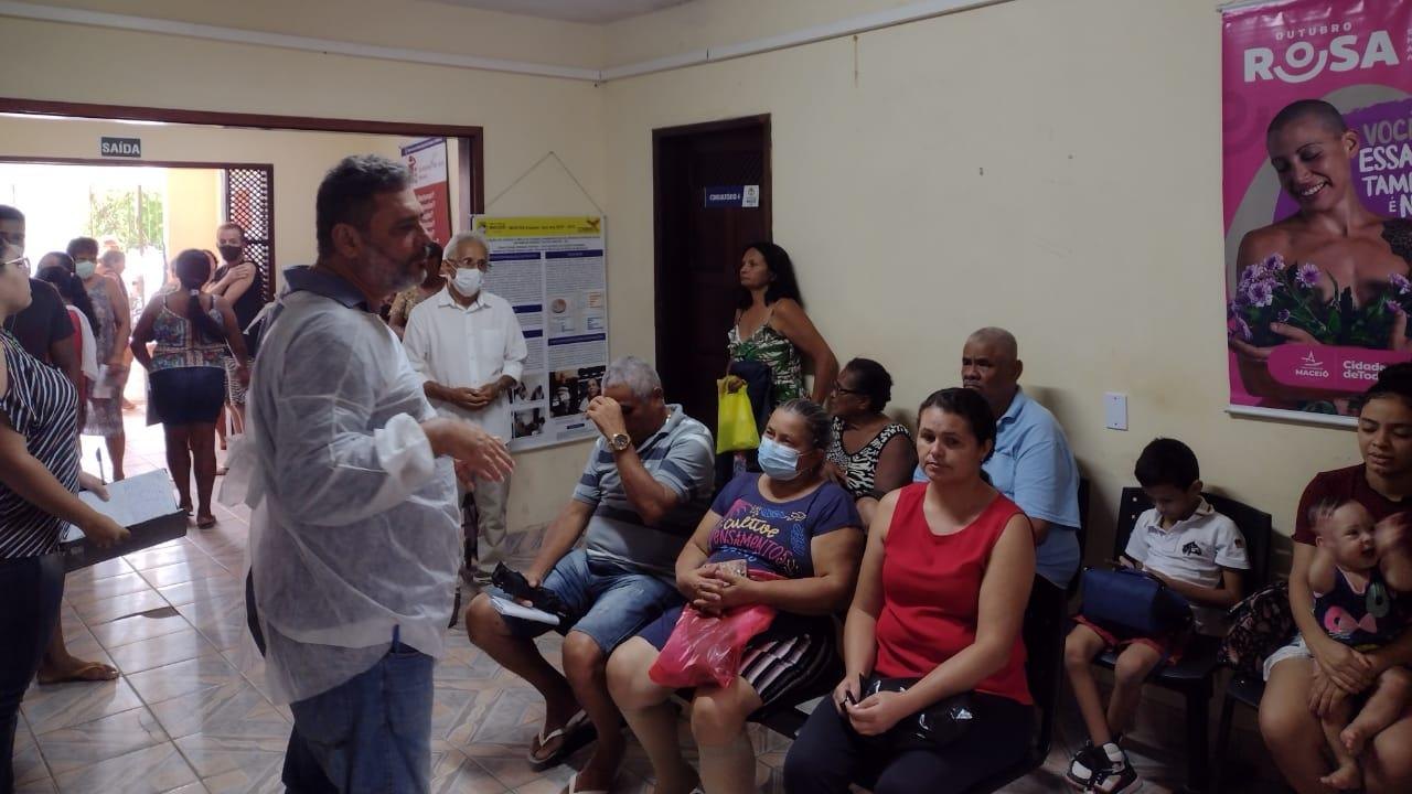 Saúde animal: Projeto leva atendimento veterinário para a USF Rosane Collor
