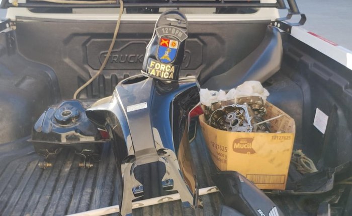 Peças de motocicletas foram recolhidas em residência onde o grupo criminoso atuada