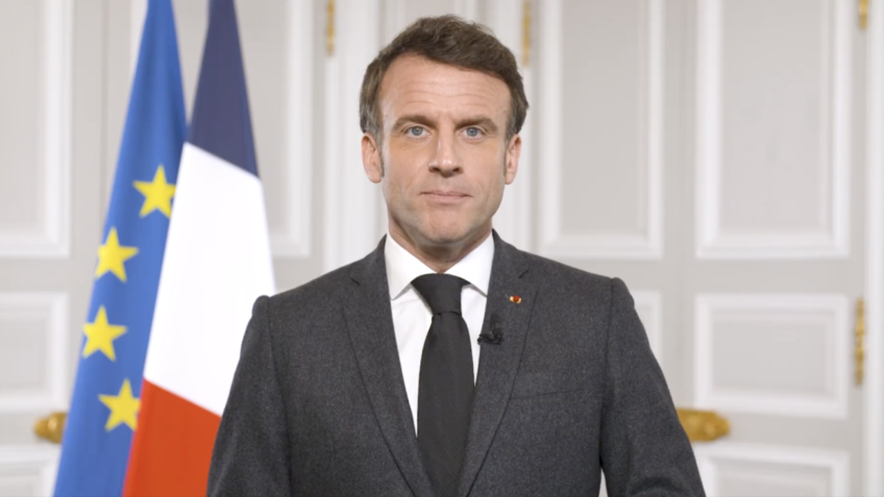 Macron aceita pedido de renúncia do primeiro-ministro Gabriel Attal