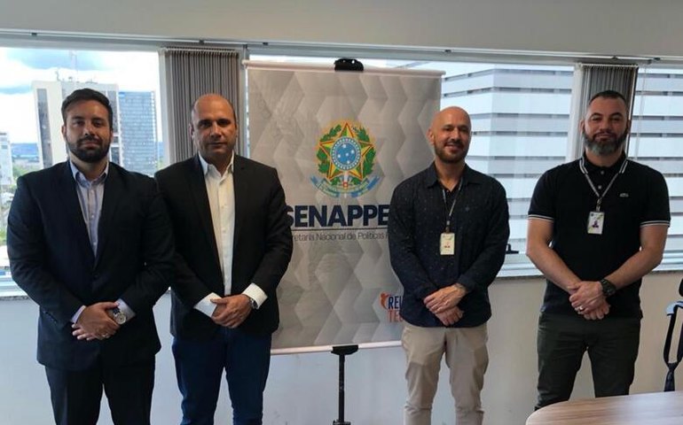 Seris realiza visita técnica à Coordenação de Projetos e Inovação de Inteligência, em Brasília