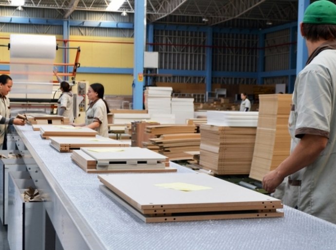 Indústria moveleira gera 200 empregos diretos e indiretos em Alagoas