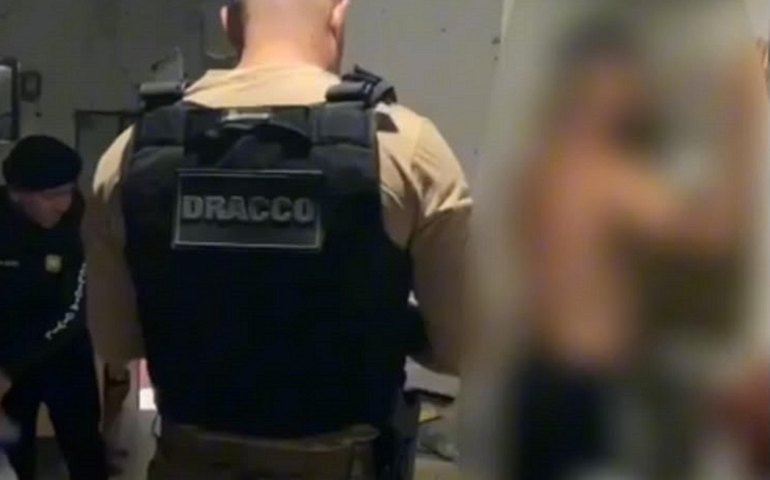 Operação Protetor das Divisas prende dois suspeitos e apreende drogas em Penedo