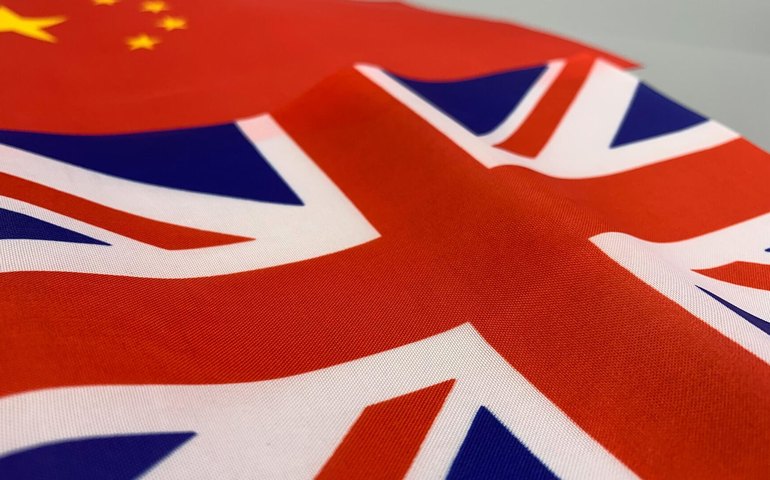 Tarifas de Trump aproximam Reino Unido da China, aponta imprensa britânica