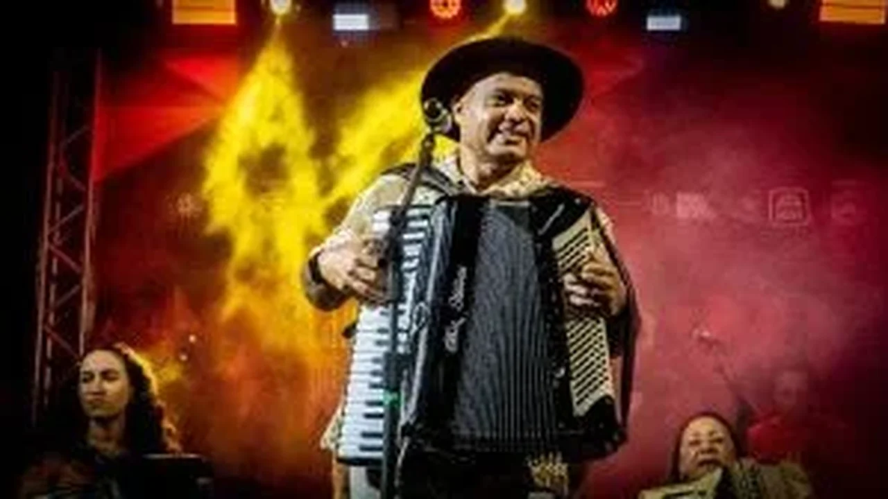 Cine Teatro de Camaragibe recebe noite dedicada aos clássicos do forró nordestino