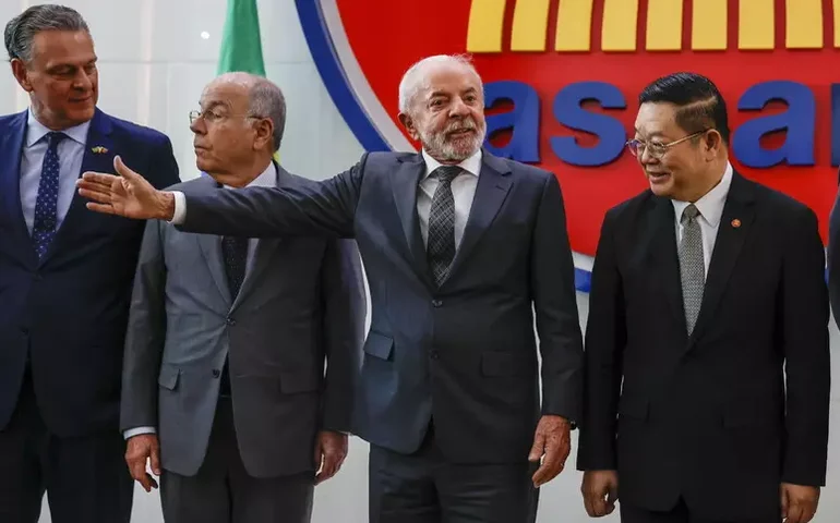 Lula defende exploração de petróleo na foz do Amazonas