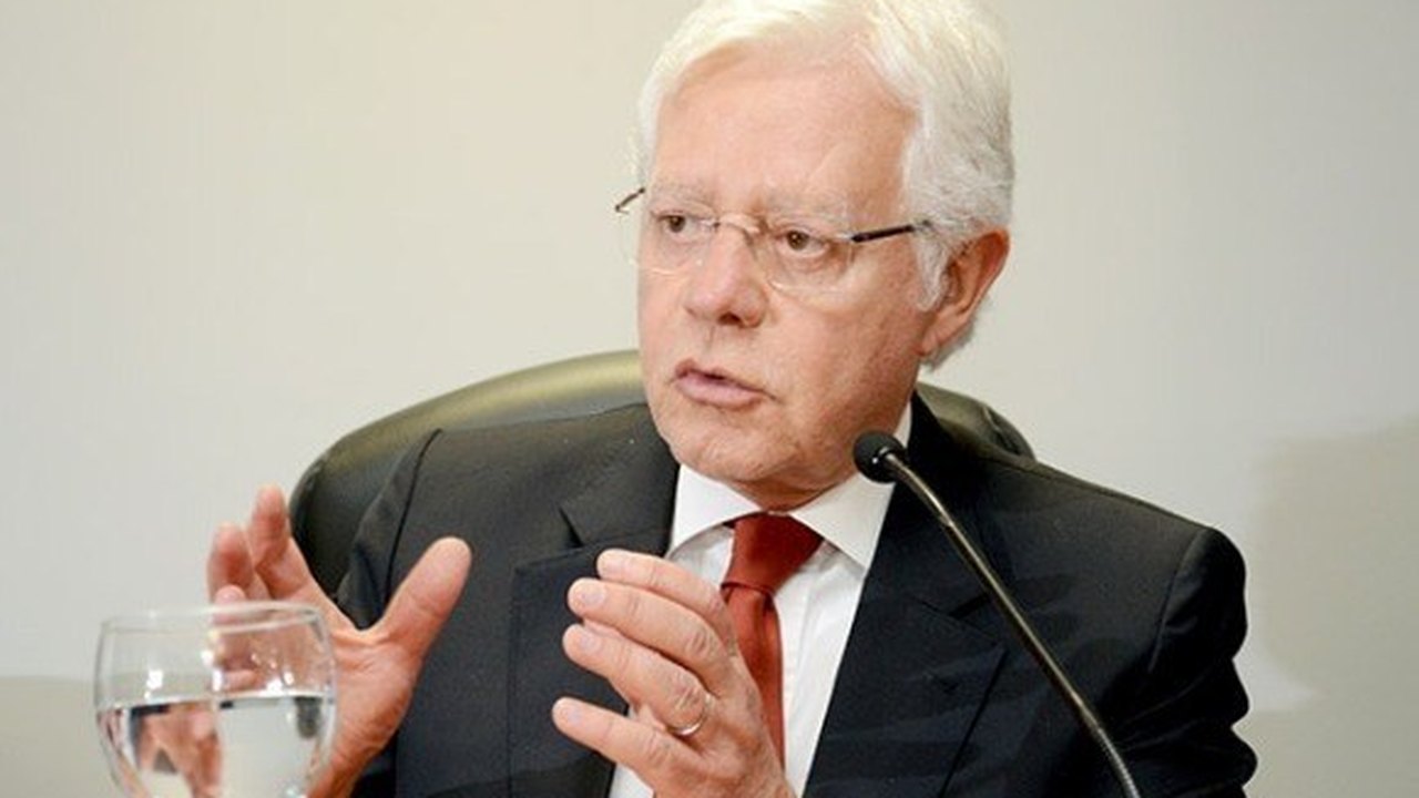 Moreira Franco acompanha de perto investimentos nos aeroportos de Alagoas