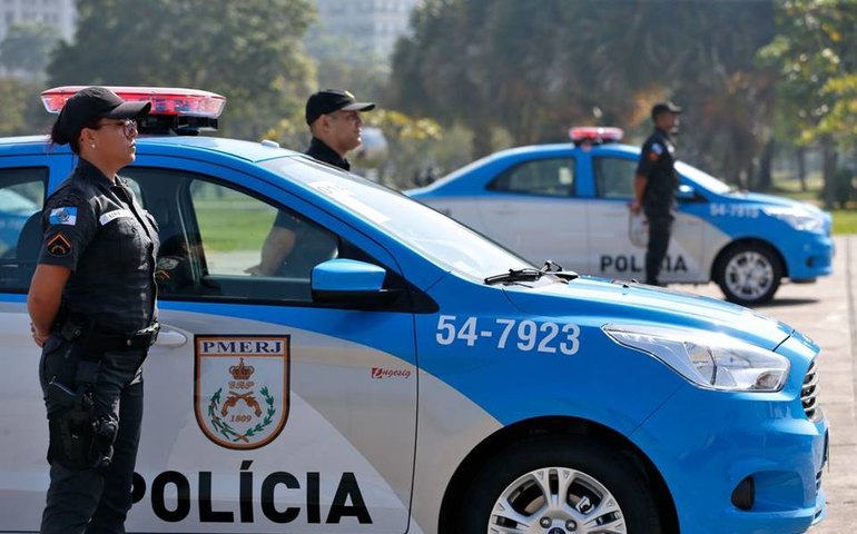 Tribunal do Júri absolve PMs por morte de dançarino no Rio