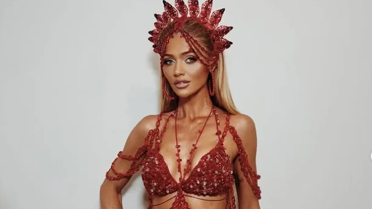Separada de Scooby, Cintia Dicker reassume posto de musa no carnaval: 'Honrada'