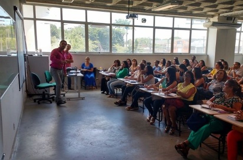 Secretaria de Educação intensifica discussão sobre Base Nacional Comum