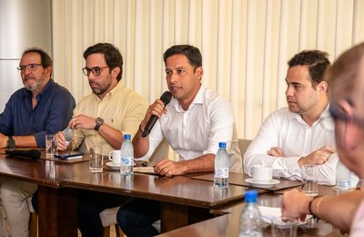 Vice-prefeito fala de transformação e infraestrutura em encontro com trade turístico