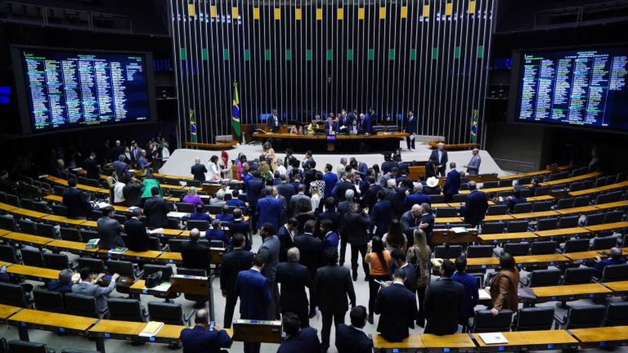 Deputados concluem discussão de projeto do marco temporal das terras indígenas; acompanhe