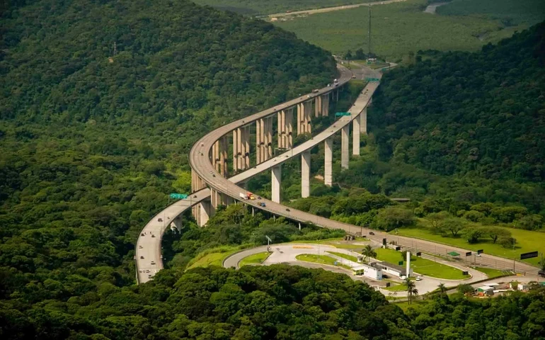 Nova Raposo: EcoRodovias arremata concessão com oferta de R$ 2,190 bi, ágio de 47.117%