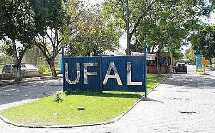 Jovem leva soco e tem celular roubado dentro da Ufal