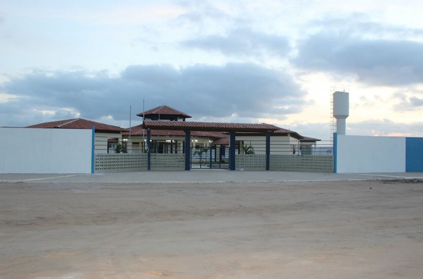 Prefeitura de Campo Alegre inaugura escola no Distrito Luziápolis nesta 3ª