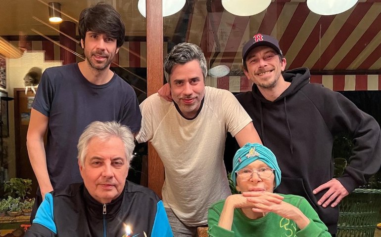Filhos de Rita Lee fazem depoimentos emocionados sobre a morte da cantora