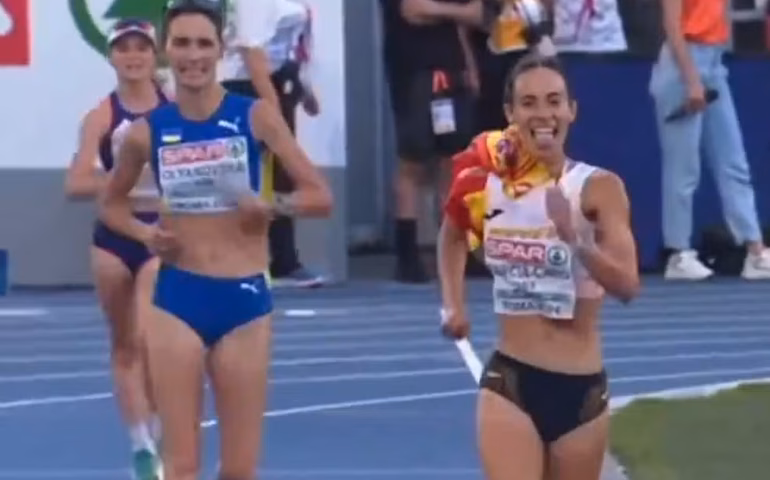 Enfermeira e embaixadora de turismo: Quem é a atleta que vibrou antes da hora e foi ultrapassada a 5m da linha de chegada