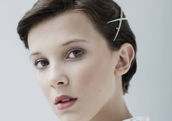 Millie Bobby Brown deixa o Twitter após montagens homofóbicas