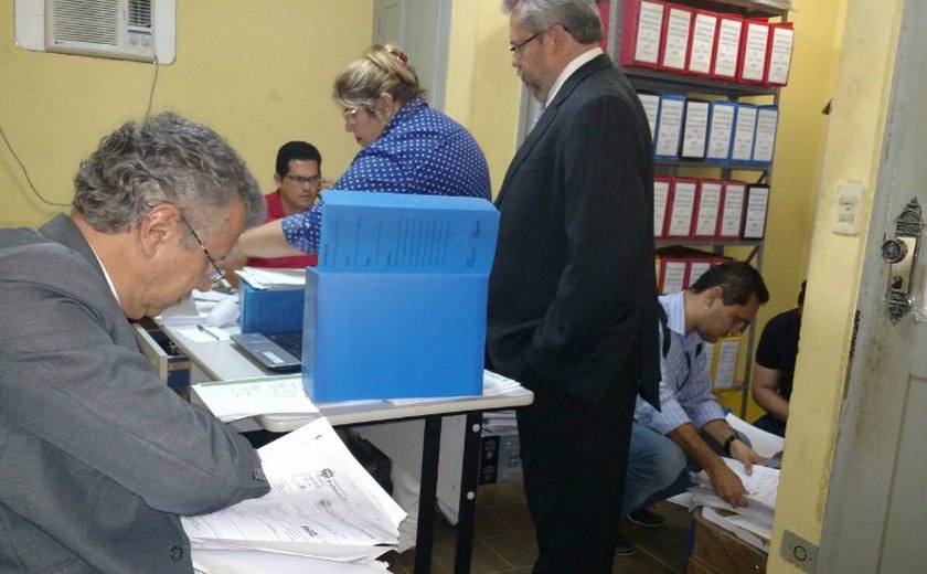 Judiciário determina afastamento de prefeito de Japaratinga por mais 140 dias