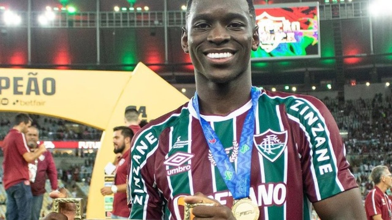Fla x Flu por Luiz Henrique: Bétis se reúne para avaliar propostas e quer R$ 80 milhões para vender atacante