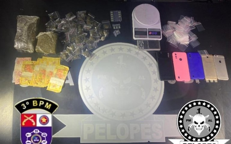 PM apreende arma de fogo e drogas durante ações em Maceió, Olivença e Arapiraca