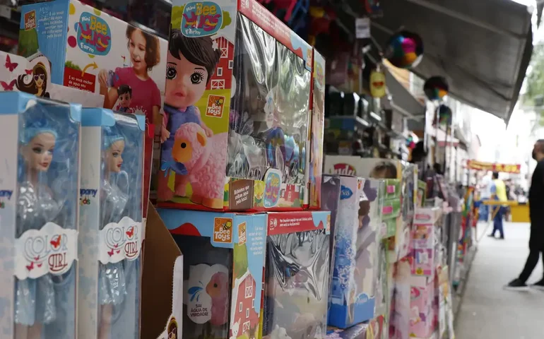 Dia das Crianças deve movimentar R$ 9 bilhões, alta de 2,6%, diz CNC