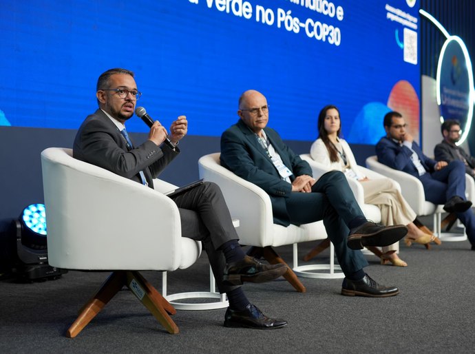 Presidente da Casal representa Alagoas no Seminário Universalizar em Brasília