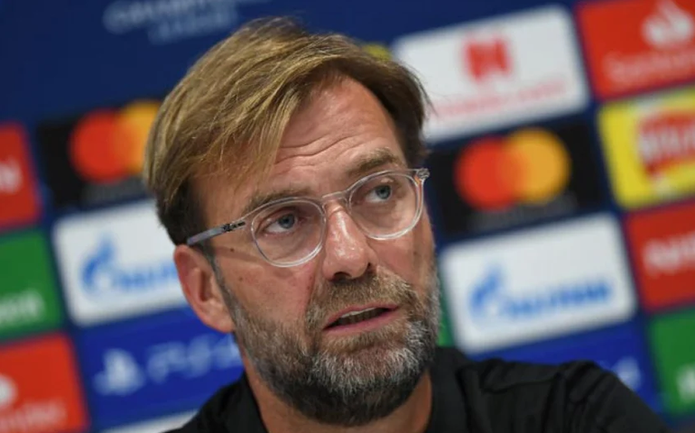 Klopp vê Firmino triste por ausência na Copa e promete ajuda: ‘Vamos conversar’