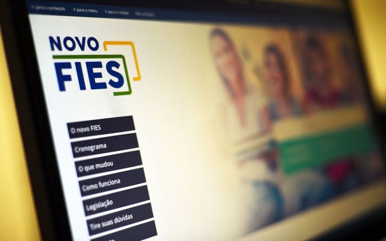 Justiça Federal bloqueia R$ 2 bi de diretores da Uniesp por fraudes no Fies