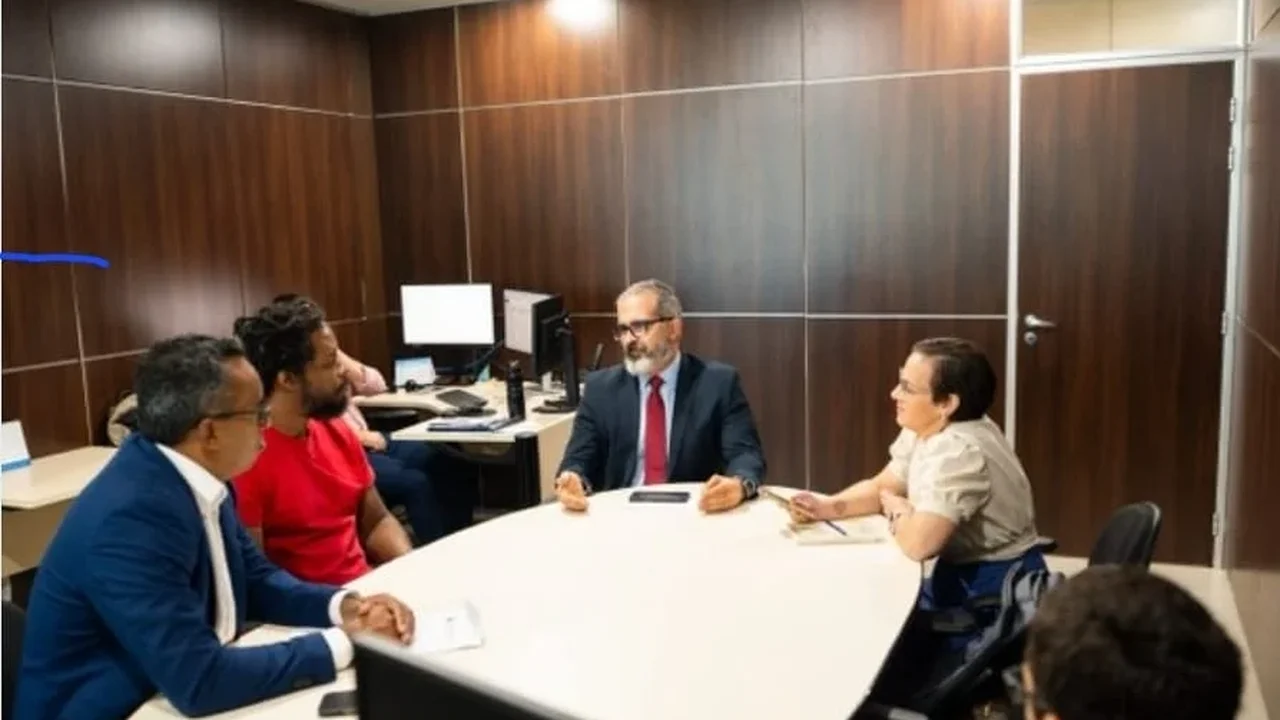 TRE-AL recebe denúncia de possível racismo e demissões por posição política em Boca da Mata