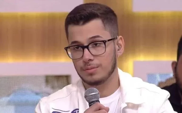 Irmão de Marilia Mendonça diz que ex-cover ameaçava fãs da cantora