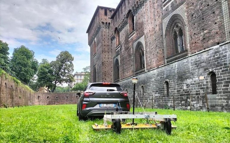 Ametista de 600 anos é encontrada em fosso de castelo medieval no sudoeste da Polônia (FOTOS)