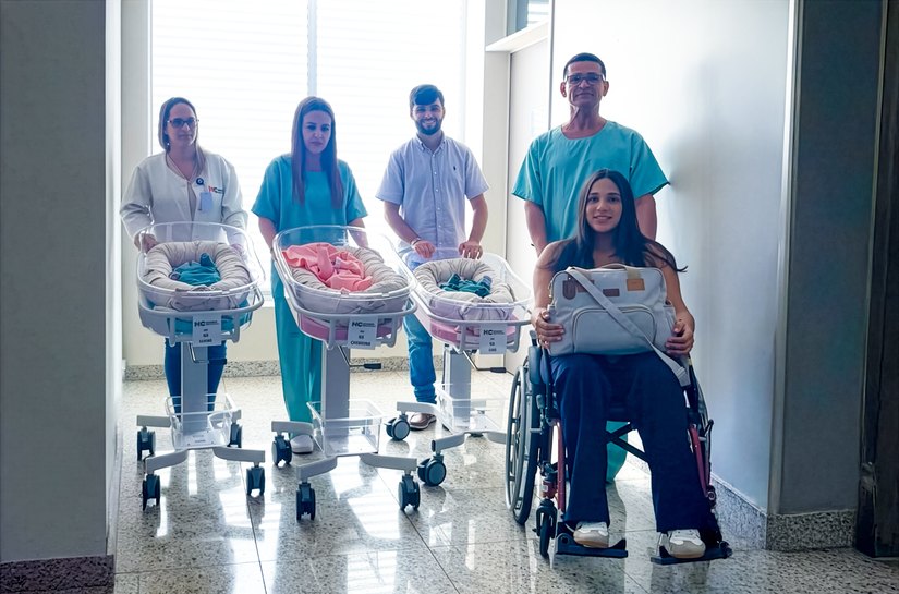 “Chegamos dois e saímos cinco”: primeiros trigêmeos do Hospital da Cidade recebem alta após quase dois meses de cuidado