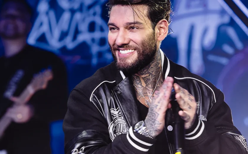 Lucas Lucco e o pai são indiciados por fraude na venda de carros de luxo; cantor nega